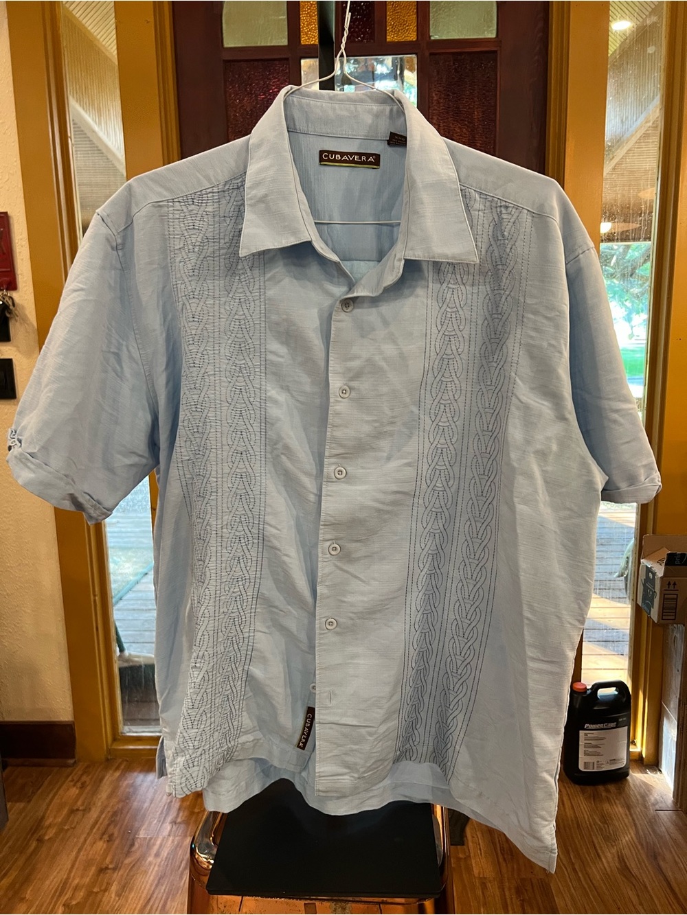 Cubavera Light Blue Short-Sleeve Embroidered Guayabera Button-Up